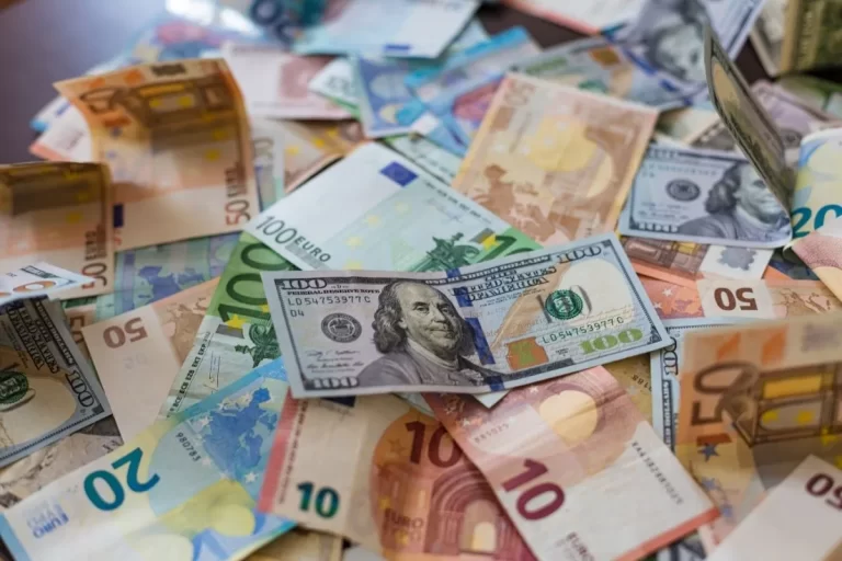 Döviz Mevduatına Yatırım Yapmak Mantıklı mı